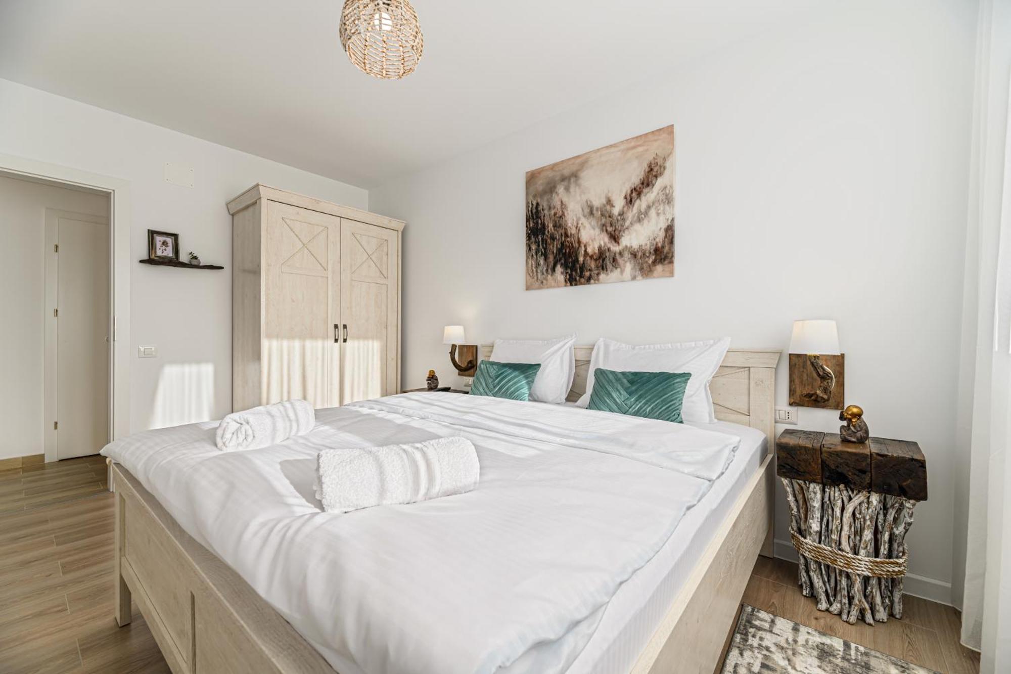 בראשוב B-Holiday Luxury Apartments Urban Plaza מראה חיצוני תמונה